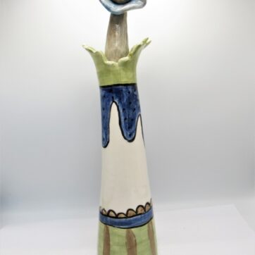 Βάζο μπουκάλι με κεραμικό λουλούδι χειροποίητο σειρά ''New Flower'' μπλε. Διαστάσεις: 27εκ. Χ 6εκ.